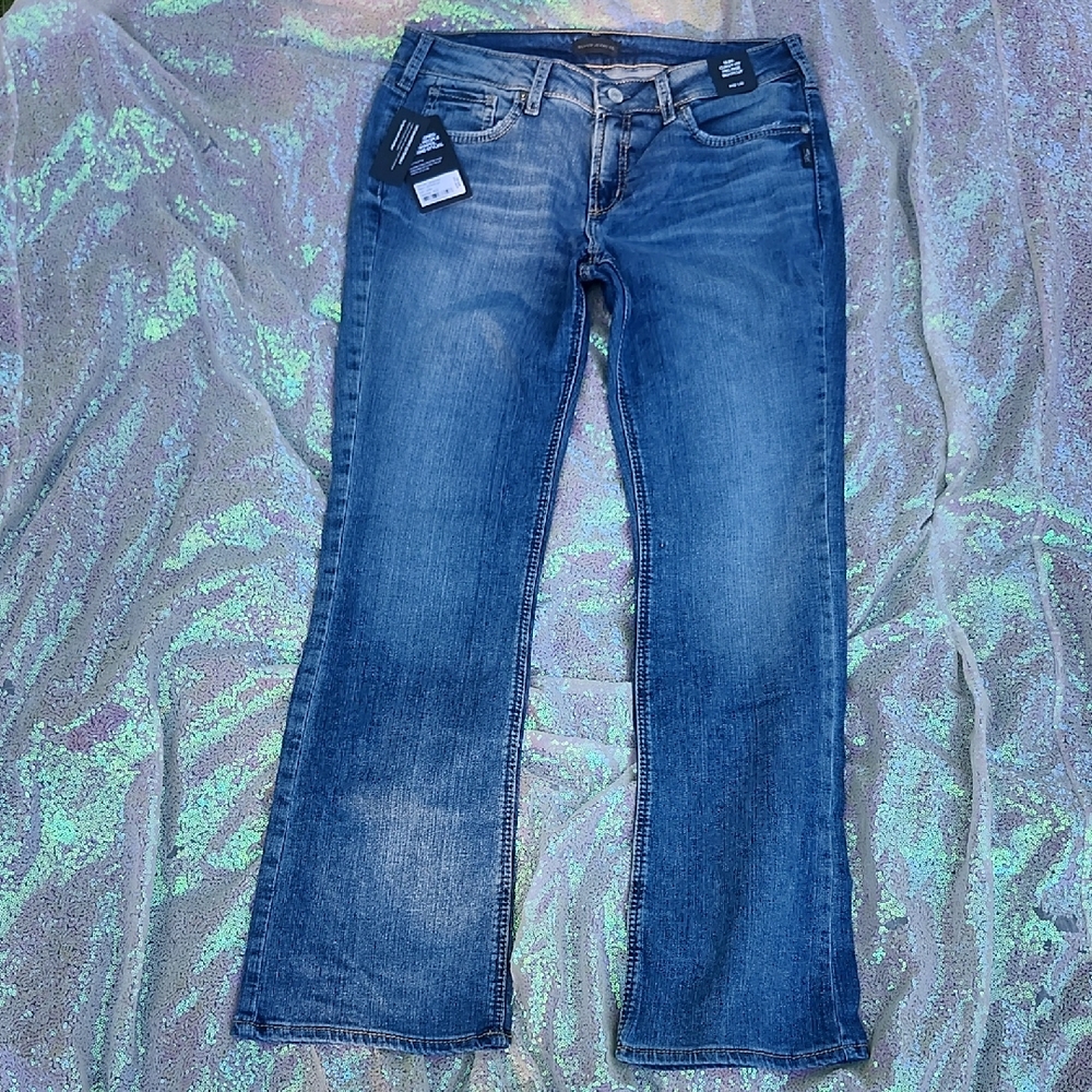 SILVER JEANS Suki CURVY Mid Rise BOOTCUT Blue Jeans Women's W32 X L34 NWT!!